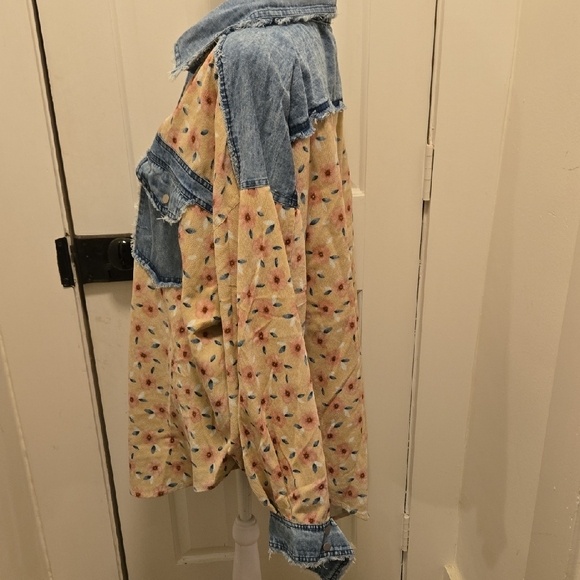 BiBi Blue Floral Denim Oversized Button Up Shirt Rustic - Picture 6 of 9
